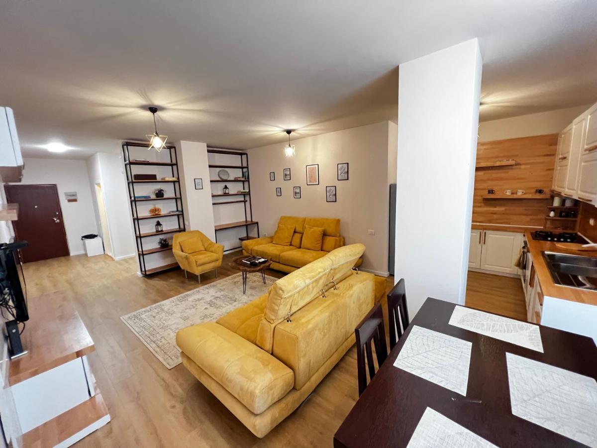 Tirana Main Square Apartment Bagian luar foto
